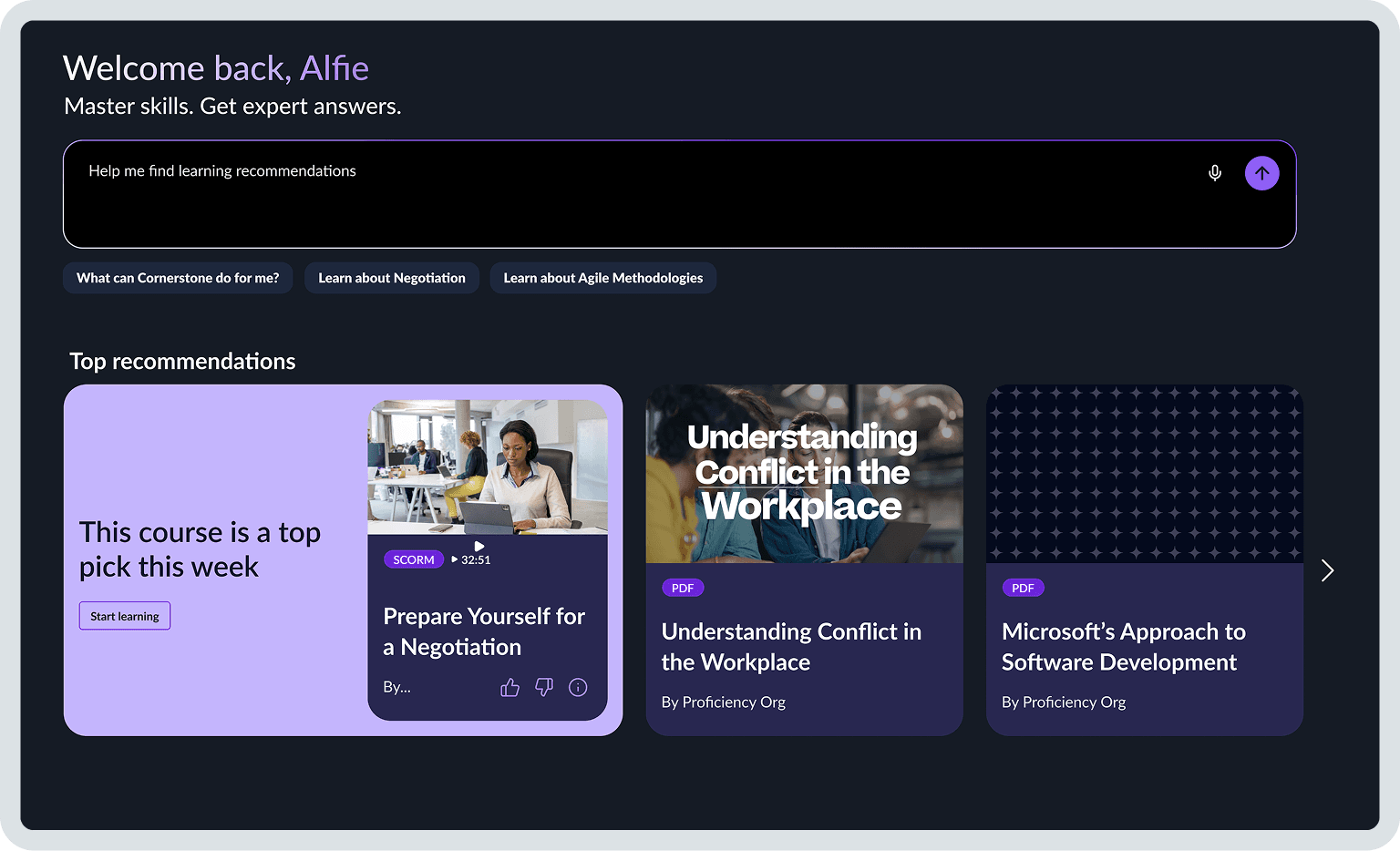 Un dashboard de formación en línea de tema oscuro que da la bienvenida a "Alfie" y ofrece una barra de búsqueda y recomendaciones de cursos destacados como "Cómo prepararse para una negociación".